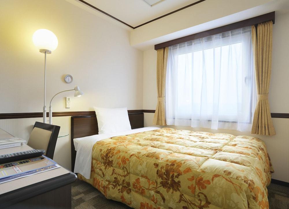Hotel Livemax Osaka Umeda Nakatsu Екстер'єр фото