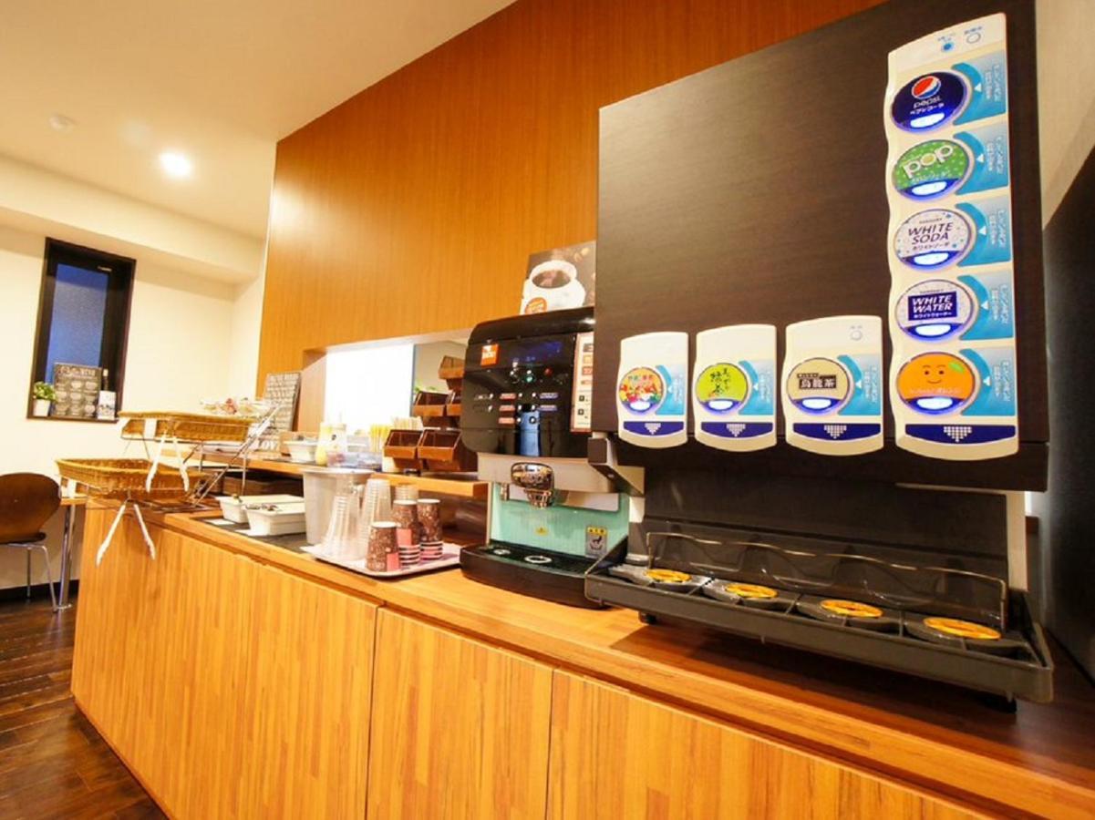 Hotel Livemax Osaka Umeda Nakatsu Екстер'єр фото
