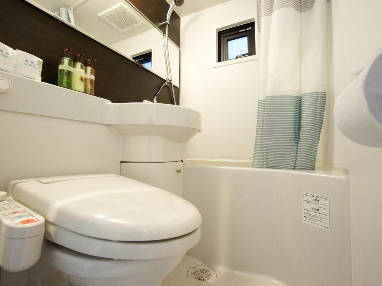 Hotel Livemax Osaka Umeda Nakatsu Екстер'єр фото